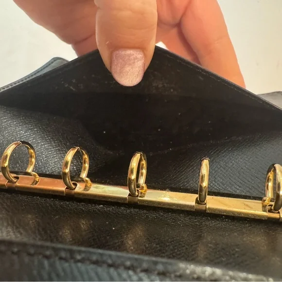 Louis Vuitton Vibrant Blue Epi Agenda - Picture 11 of 11